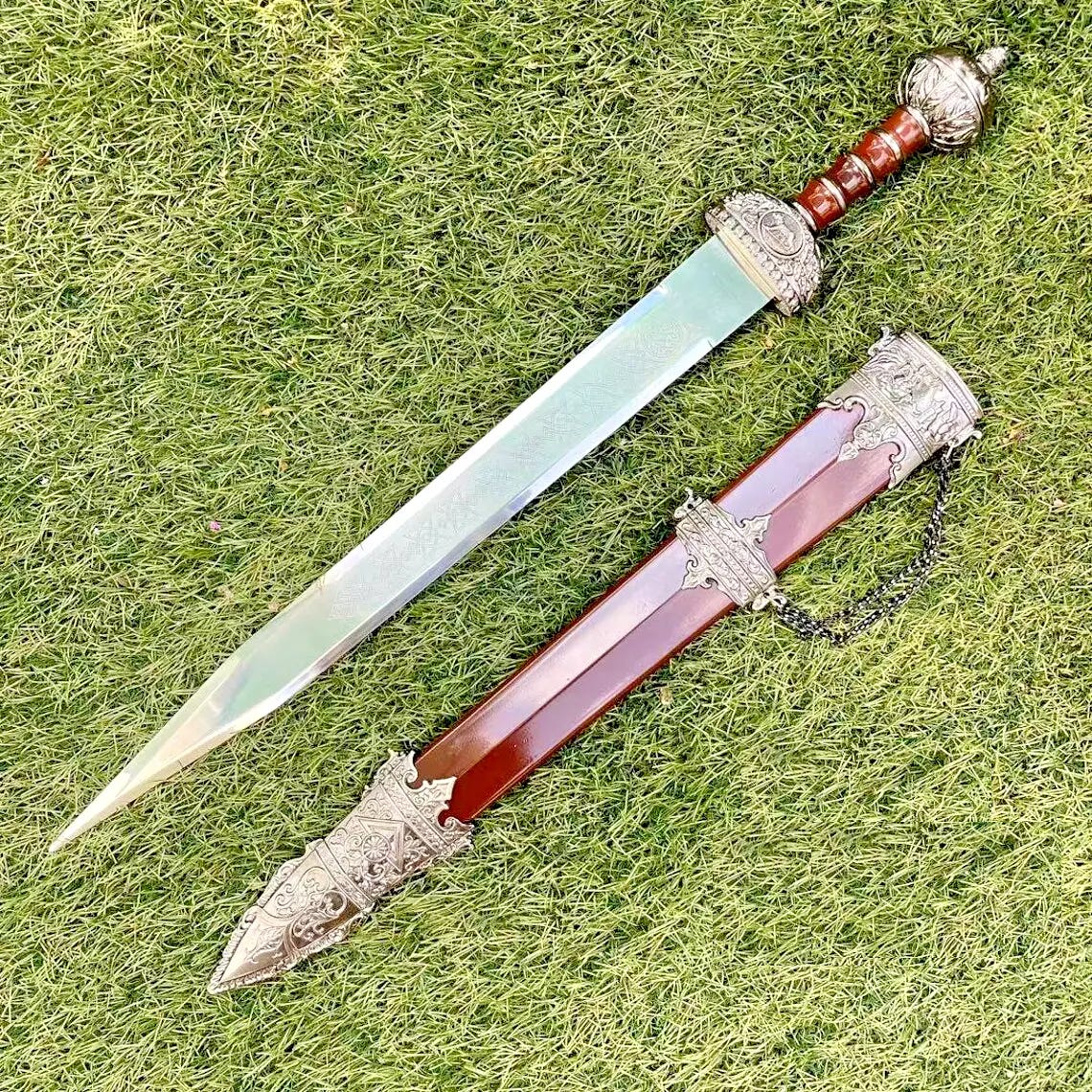 Roman Gladiator Sword Maximus Gladius Sword With Scabbard Engraved Custom  Sword | eBay