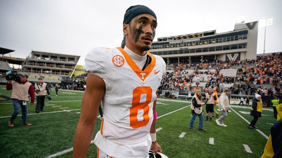 Nico Iamaleava: ESPN host rips 'toxic' QB amid NIL rumors | Fox News