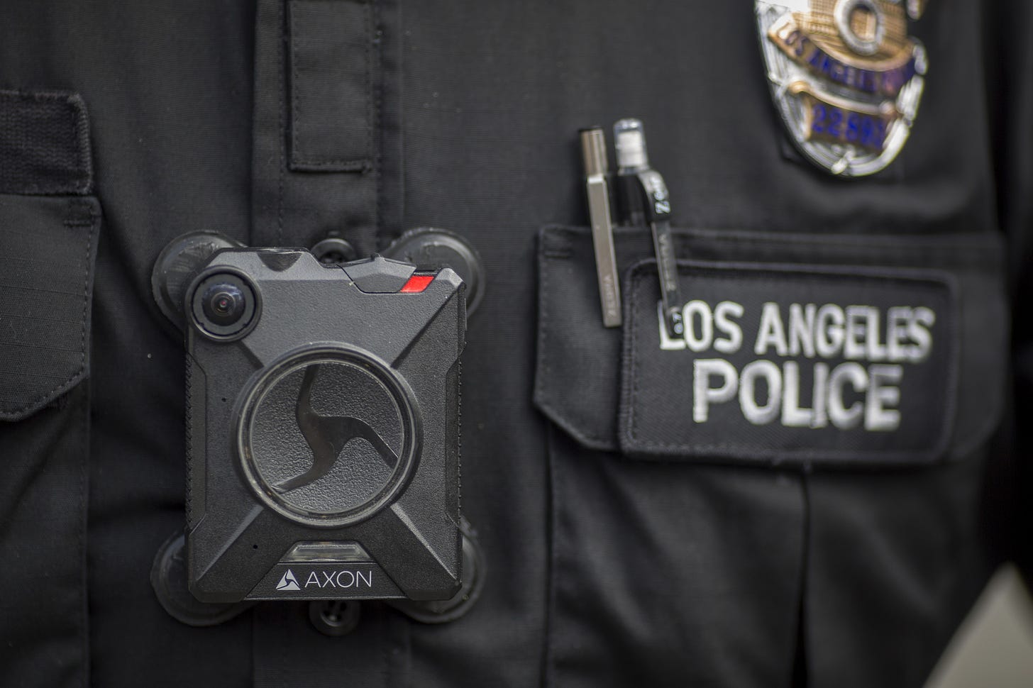 Should Police Officers Wear Body Cameras? - Bloomberg