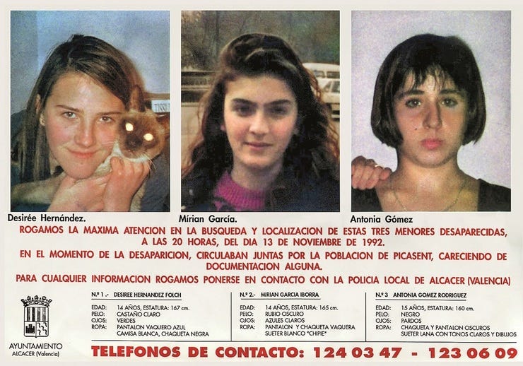 poster over de drie verdwenen meisjes