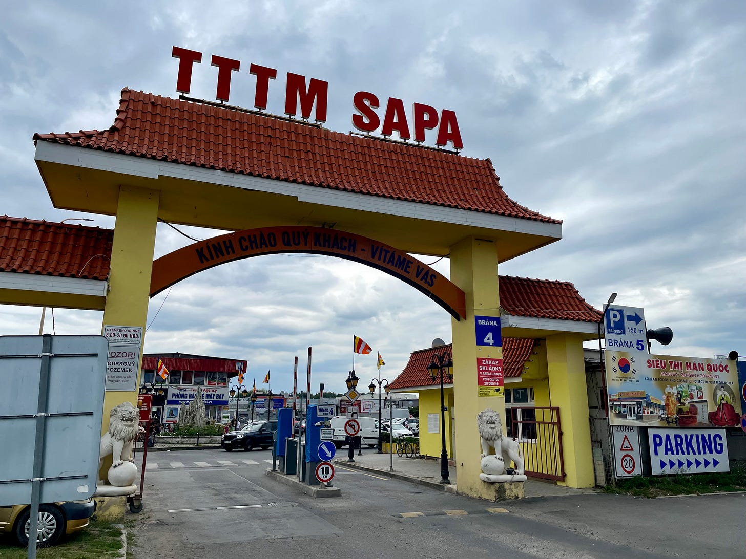 SapaMarket by Authentic Food Quest