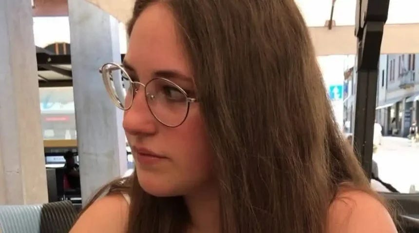 Giulia Gambron, di Rorai Grande, studiava medicina a Bologna