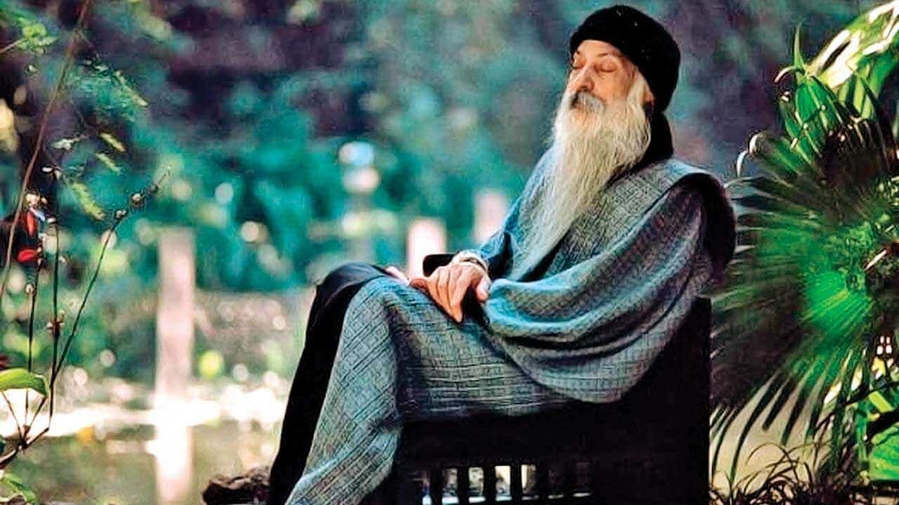 Osho: An Original Guru's Journey and Teachings Based in Love