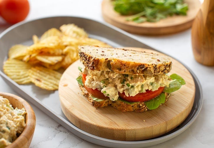 Vegan "Tofuna" sandwich spread