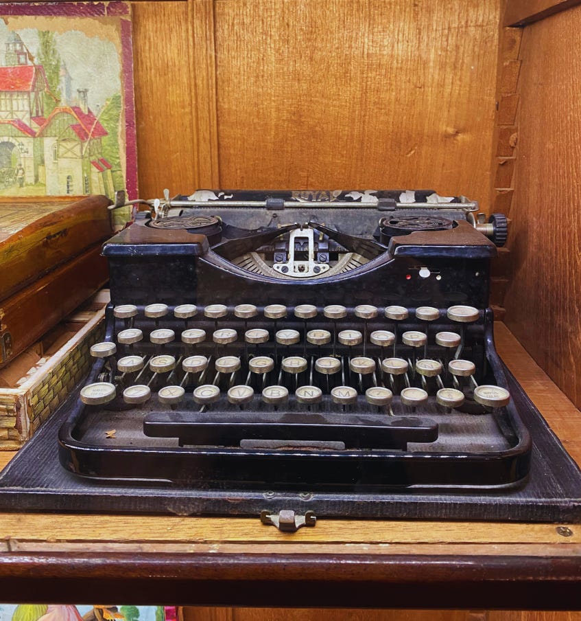 Antique typewriter in La Quinta Montes Molina, Mérida.