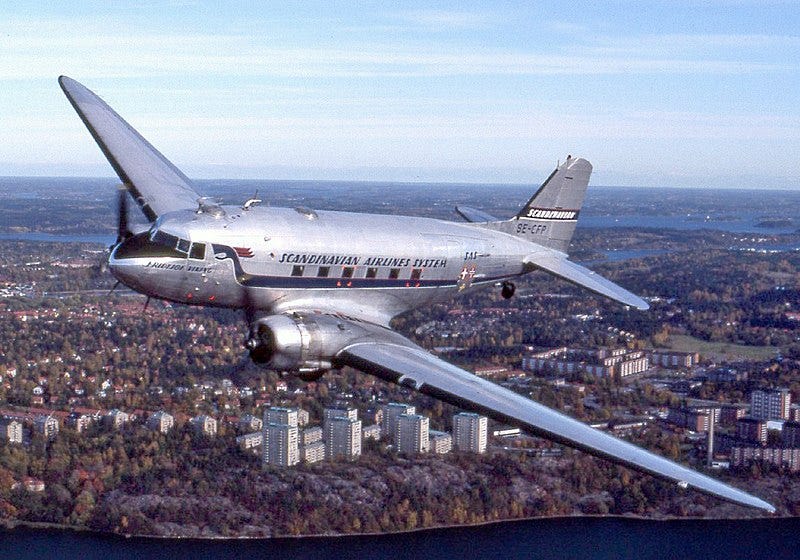 Douglas DC-3 - Wikipedia