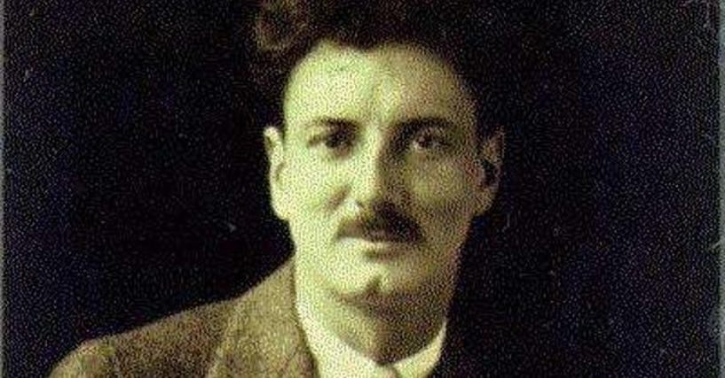 Lewis Mumford in his mid 20's