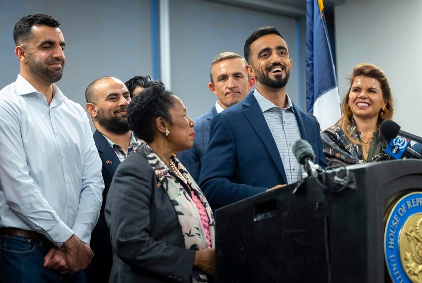 Abdul Wasi Safi speaks at a Houston press conference on Jan. 27, 2023, following his release from a Texas detention center.