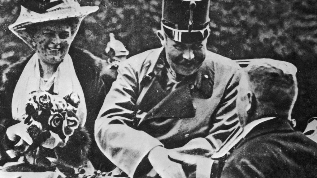 28 June 1914: Archduke Ferdinand and wife assassinated - BBC News