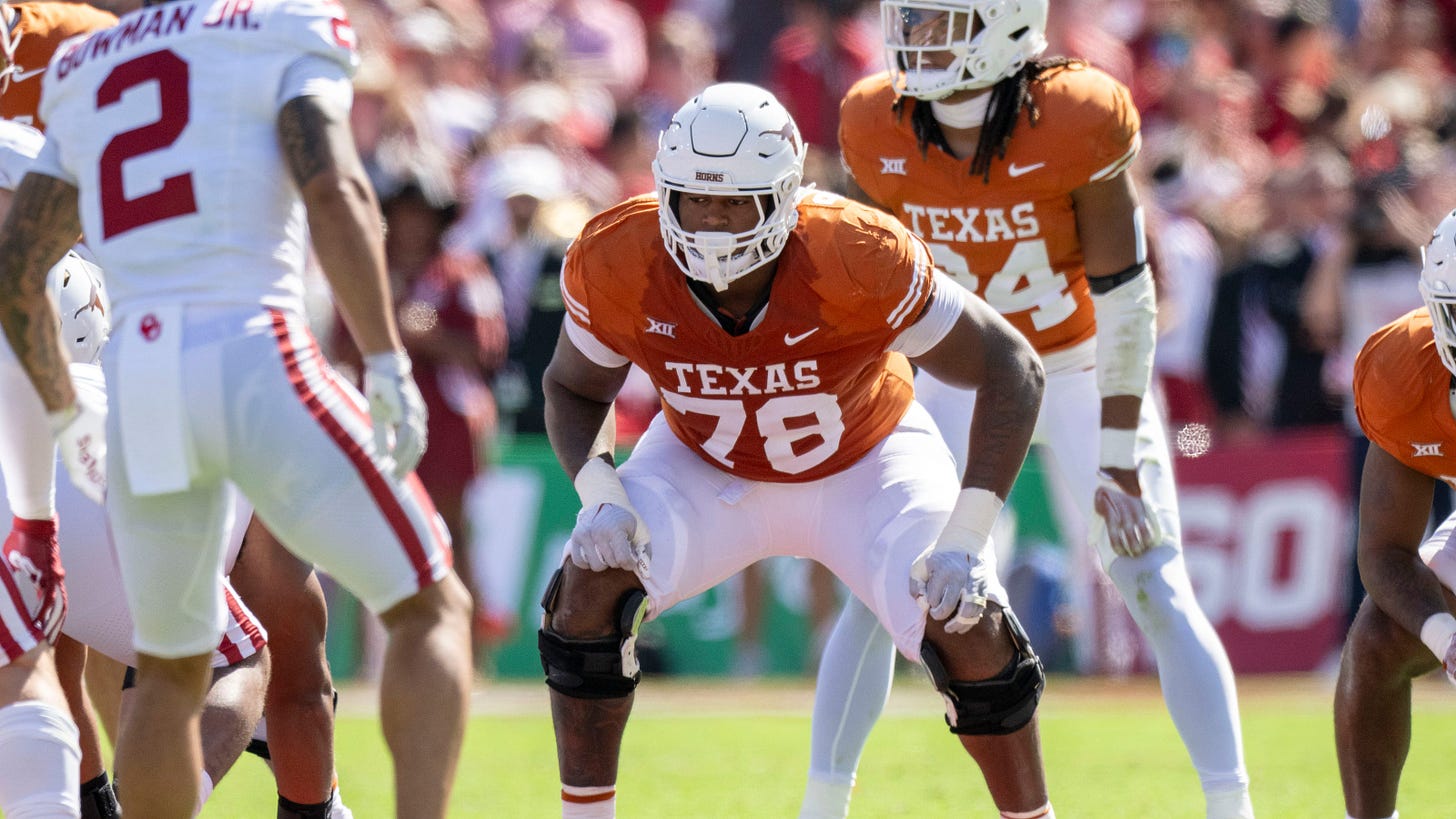 Texas football's Kelvin Banks Jr. named Offensive Lineman of the Week