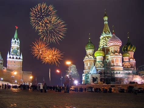 Winter festivities in Russia's Red Square - On The Go Tours Guides