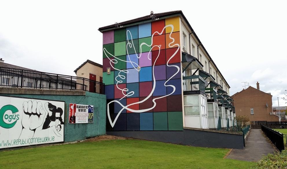 Peace Dove, Bogside Mural, Derry, Northern Ireland | Peace dove, Derry ...