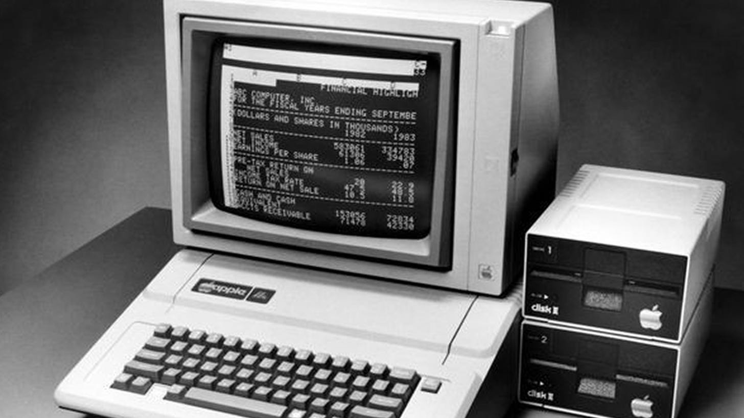 Photo of an Apple IIe running VisiCalc