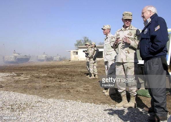 LTG Dempsey briefs VP Dick Cheney