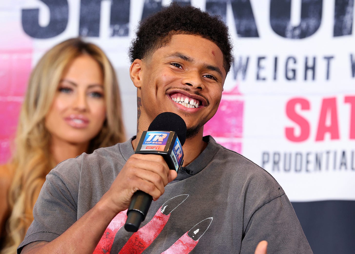 Shakur Stevenson_mic.jpg