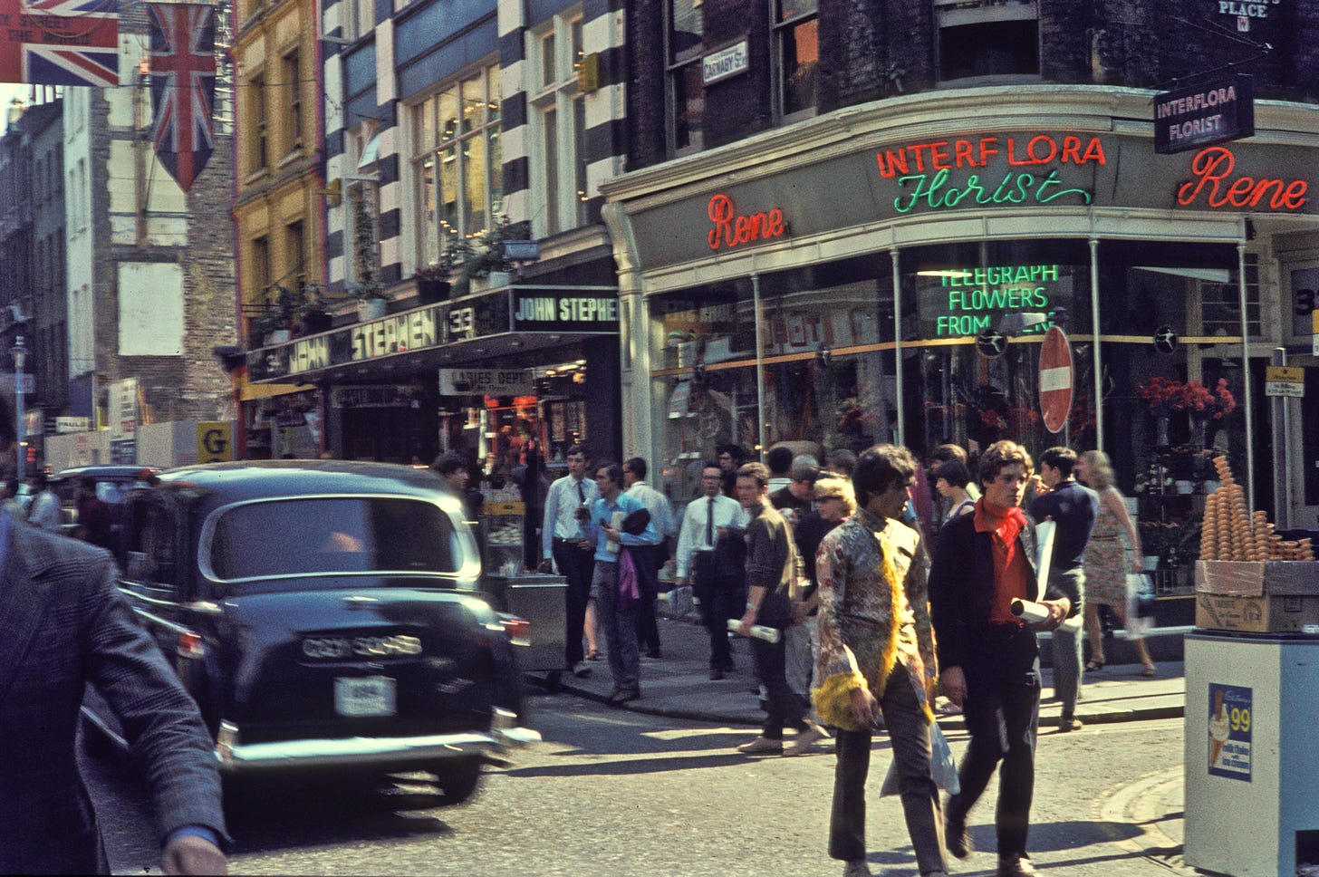 File:Carnaby Street, London in 1968.jpg - Wikimedia Commons