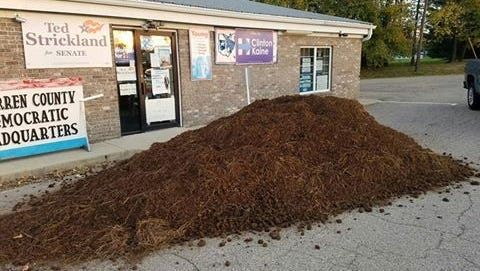 Manure load dumped at Democratic headquarters Manure load dumped at Democratic headquarters