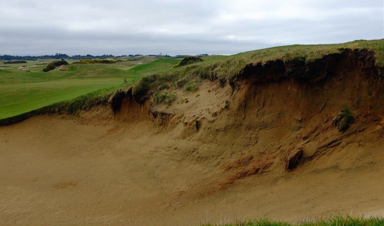 OldMac15-BunkerRight.jpg