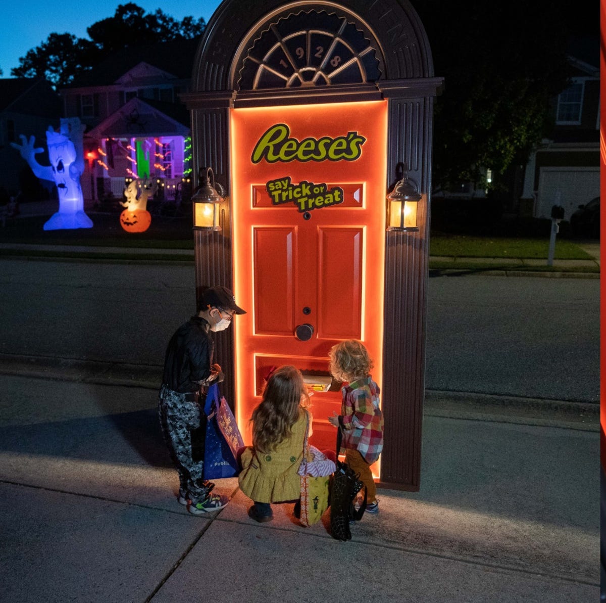 Reese's Is Sending A Trick-Or-Treat Door Out On Halloween With Free Candy