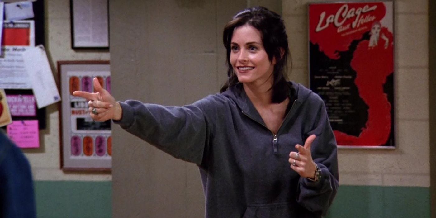 Friends: Monica's 5 Best Outfits (& 5 Worst)