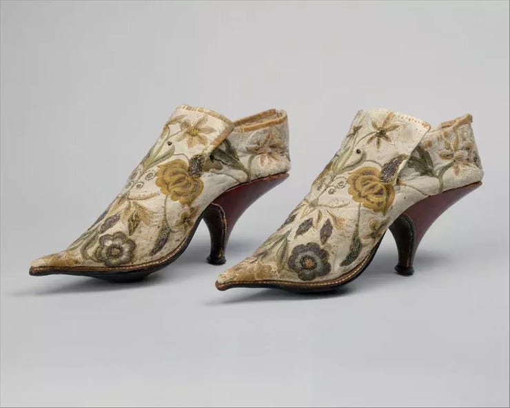 Französische Herrenschuhe 1690. Trage ich auch ab und an.