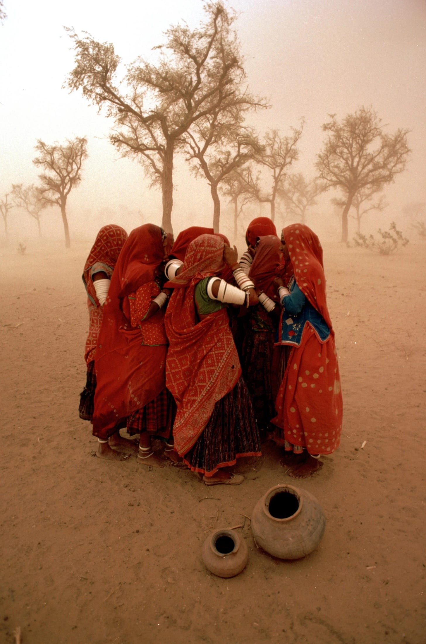 Dust Storm. Steve McCurry, Rajasthan, India, 1983