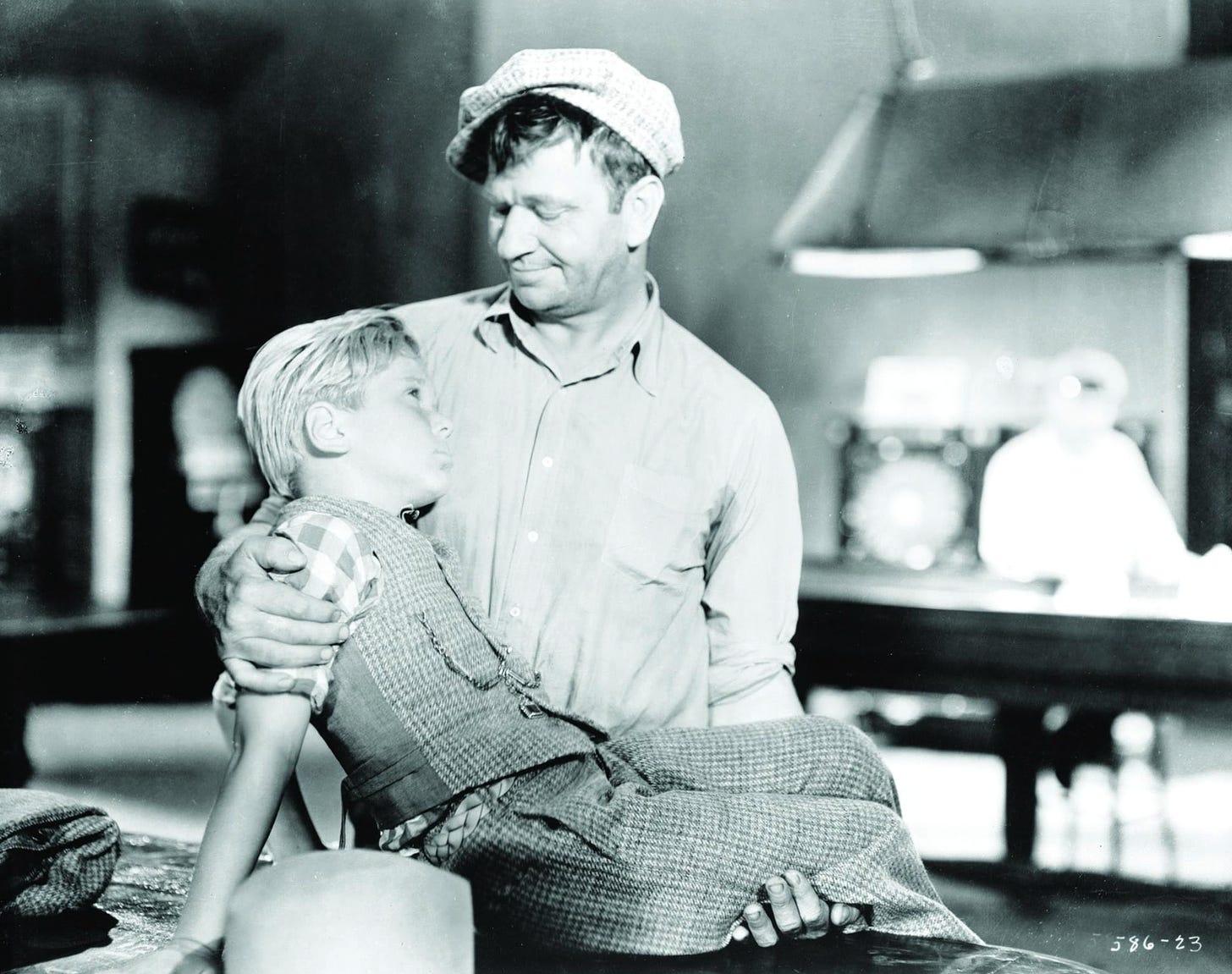 Wallace Beery & Jackie Cooper in a scene from The Champ