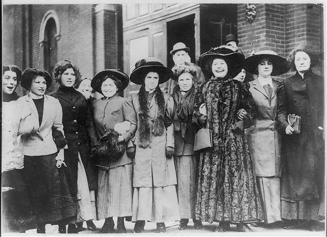 This image has an empty alt attribute; its file name is group-of-striking-women-shirtwaist-workers-nyc-1909.jpg