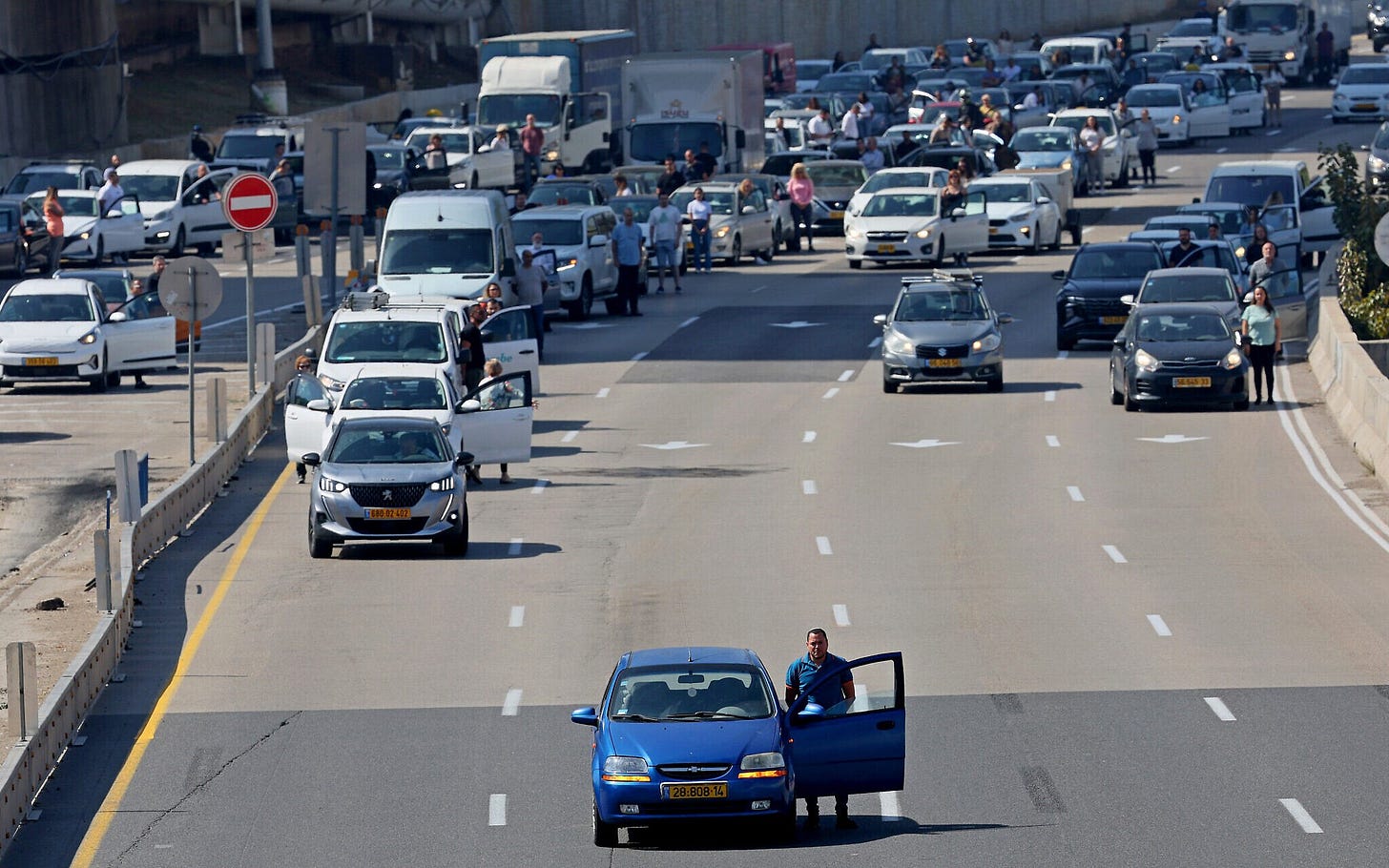 Israel to come to a halt with 10 a.m. siren to commemorate 6 million  Holocaust victims | The Times of Israel