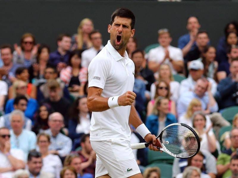 an injured shoulder cant keep novak djokovic from wimbledon quarters 2017 images