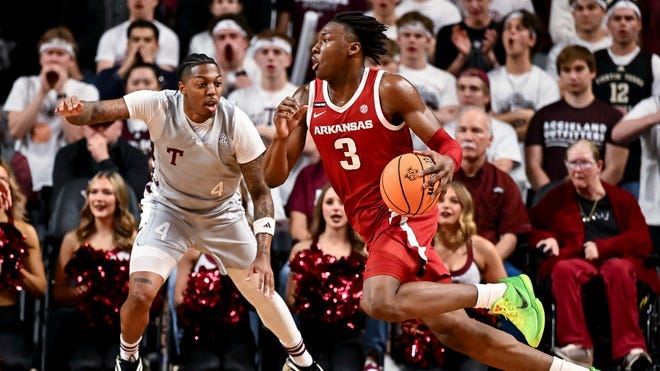 Adou Thiero injury update: Arkansas star to miss game vs Kansas