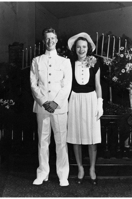 Jimmy Carter and Rosalynn celebrate 75 years of marriage - BBC News