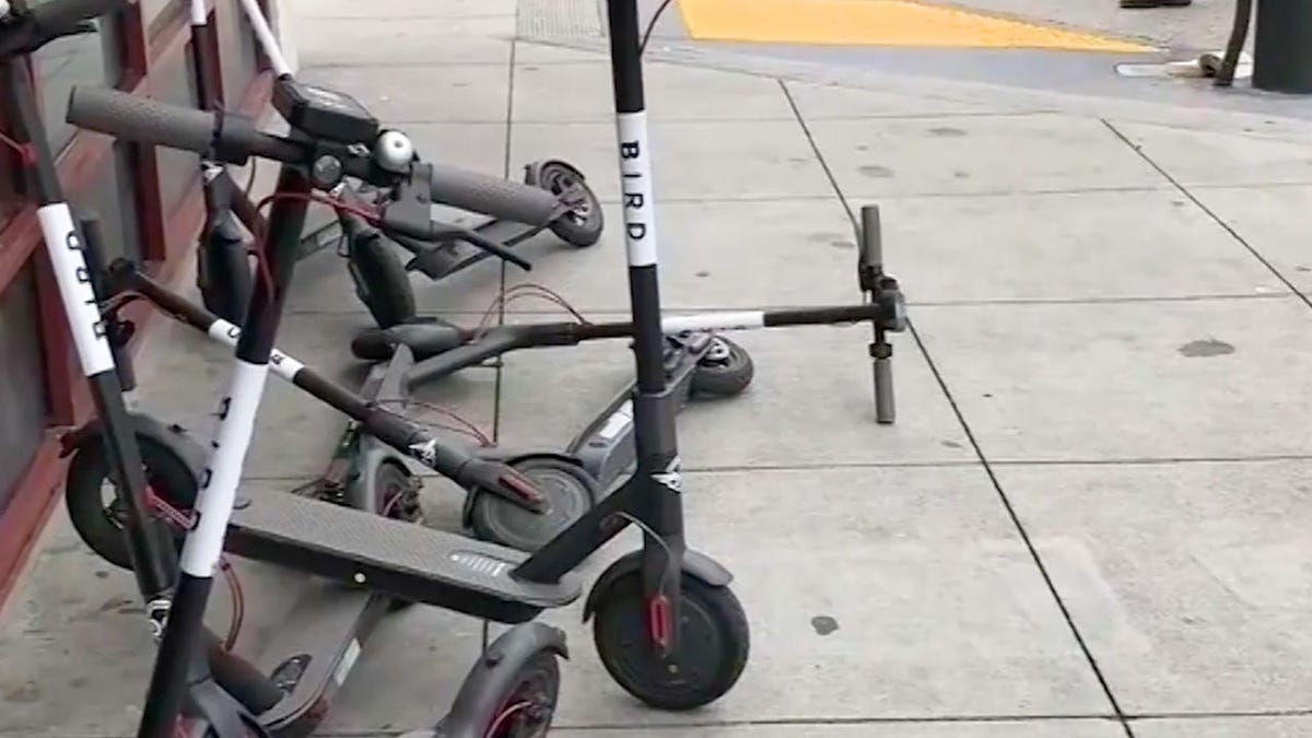 There's a scooter war in San Francisco - Video - CNET