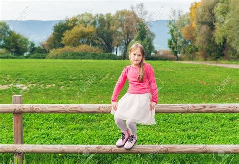 see that girl sitting on the fence - Google Search | Girl, Style, Lily ...