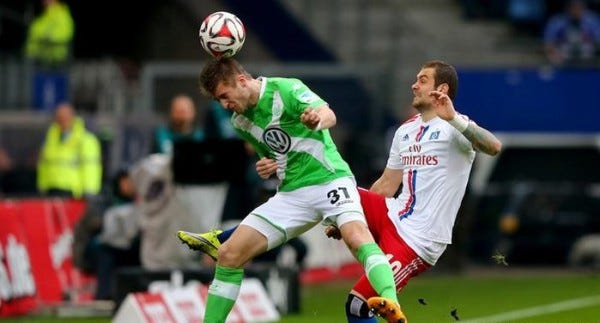 wolfsburg beats off hamburg for bundesliga 2015 soccer