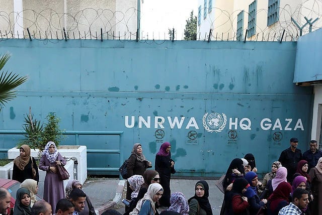 Izrael bombázta az ENSZ gázai humanitárius segélyraktárát.  12 alkalmazott halt meg - VIDEÓ