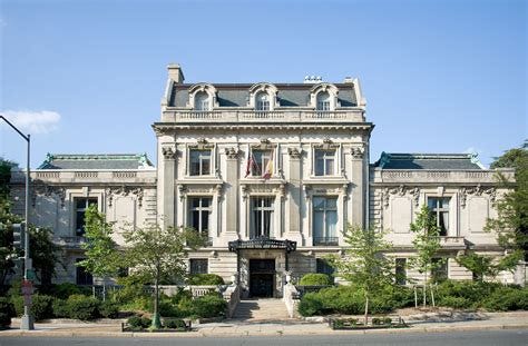 Cosmos Club on Embassy Row in Dupont Circle. | Washington DC | House styles, House, Home decor