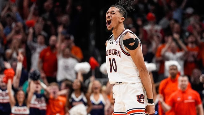 Auburn basketball sends Elite Eight crowd into frenzy with victory