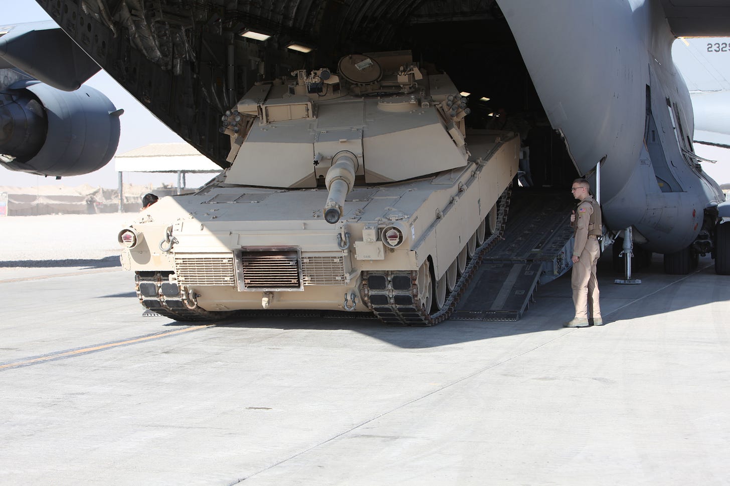 Air Force C-17s deliver Abrams tanks to Afghanistan > Air Mobility Command  > Article Display