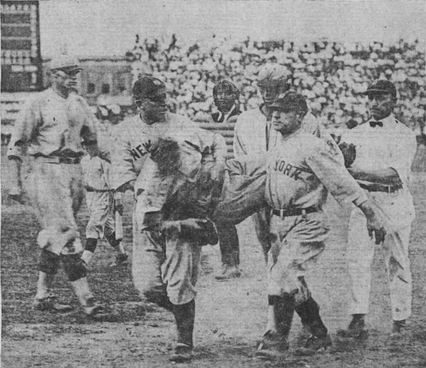 Whitey Witt 1922 Hit By Bottle Yankees Browns