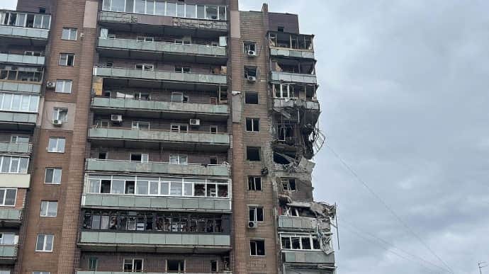 В Харькове было 4 попадания Шахедов: из-под завалов спасли мужчину
