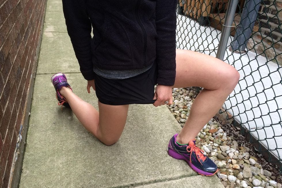 5 Ways for Women to (Discreetly) Pee in Public | Runner's World