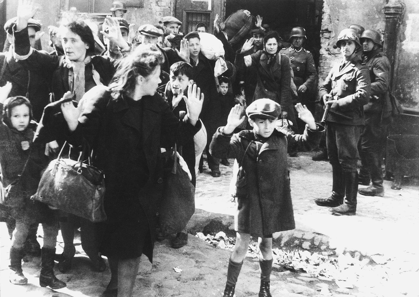 Warsaw Ghetto Uprising - Wikipedia