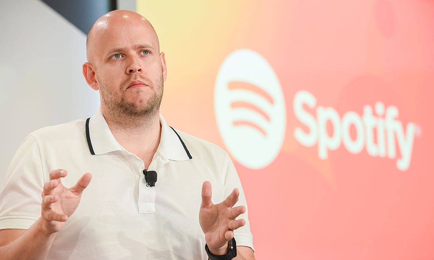 De qué se trata la pelea entre los músicos y el CEO de Spotify?