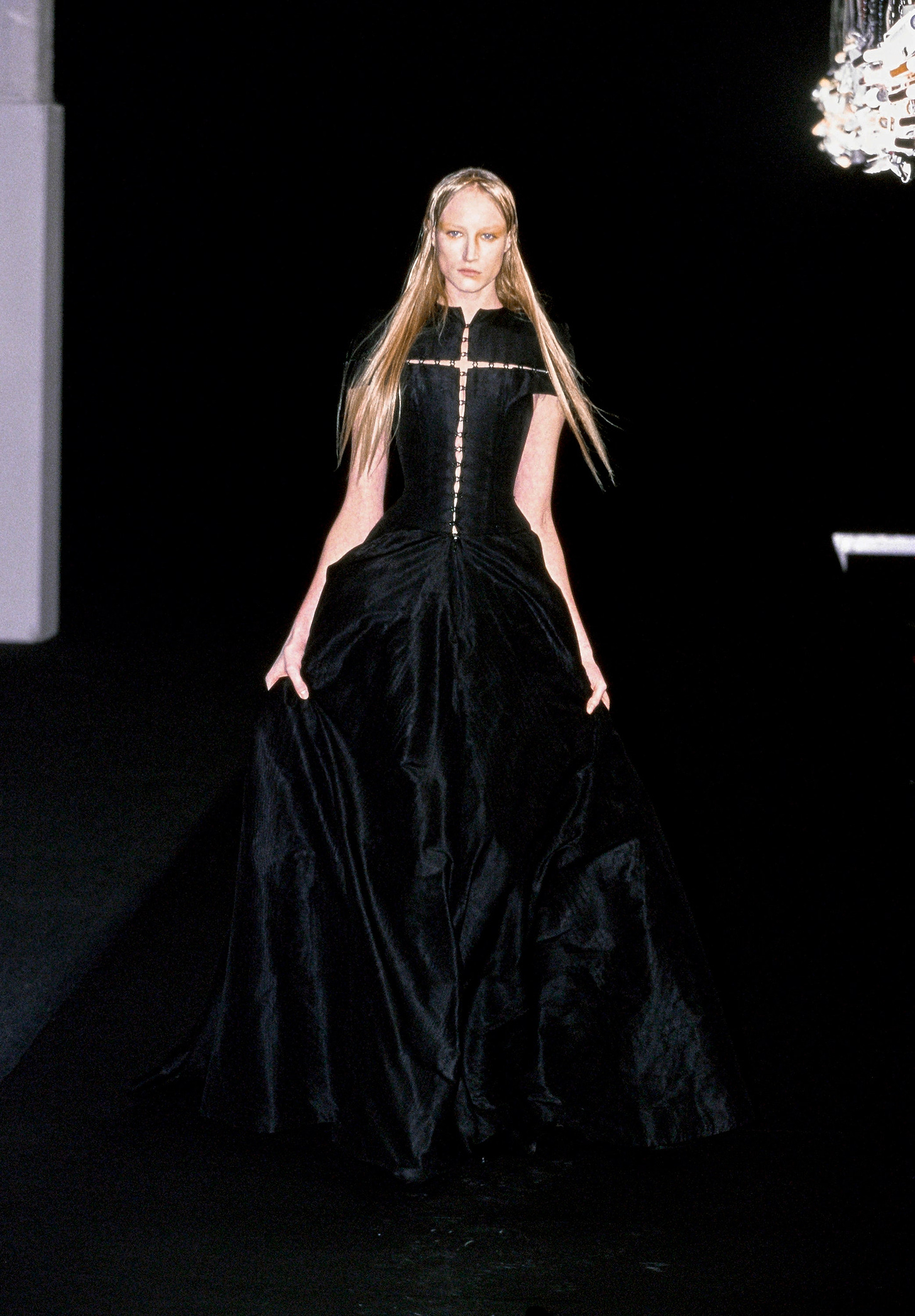 Olivier Theyskens Spring 1999 Ready-to-Wear Fashion Show | Vogue