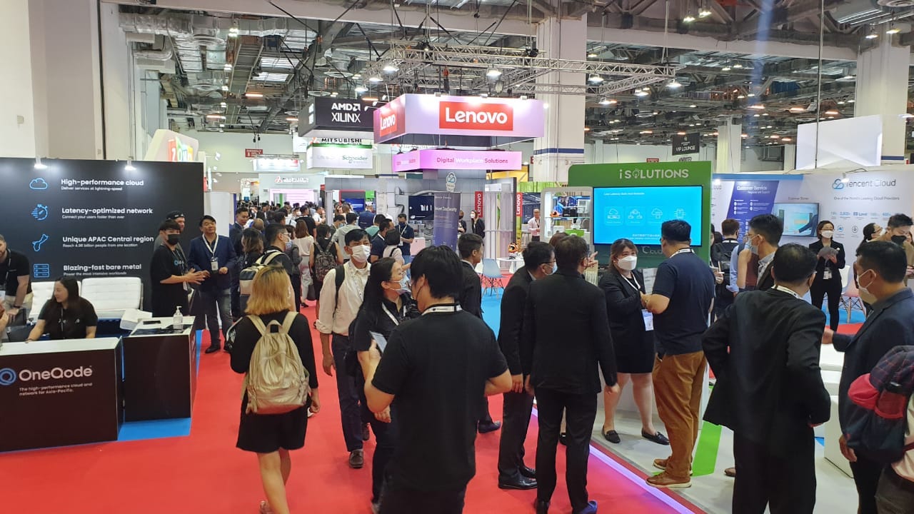 As Tech Week Singapore attracts thousands, are virtual events still  relevant?