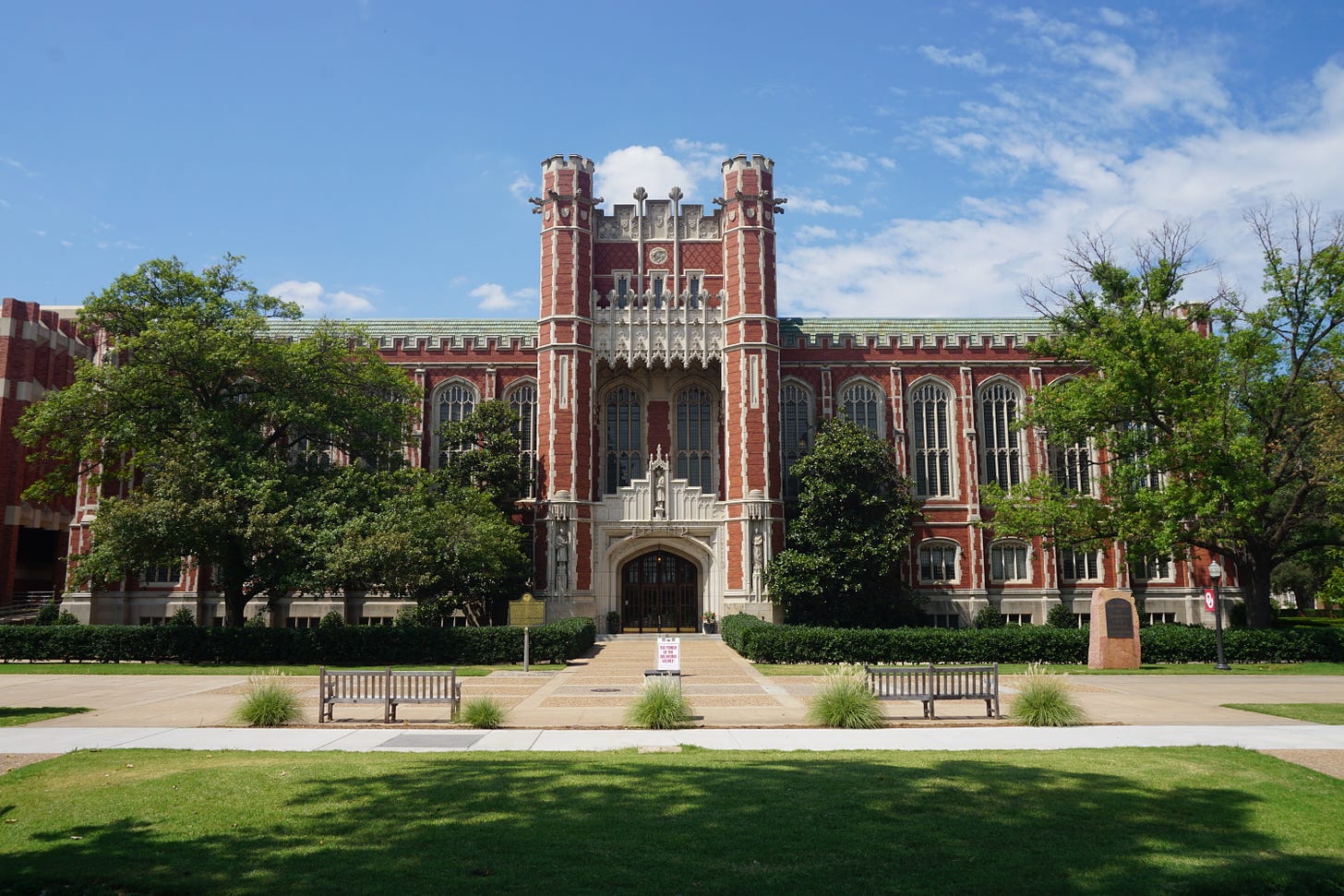 Bizzell Memorial Library - Wikipedia