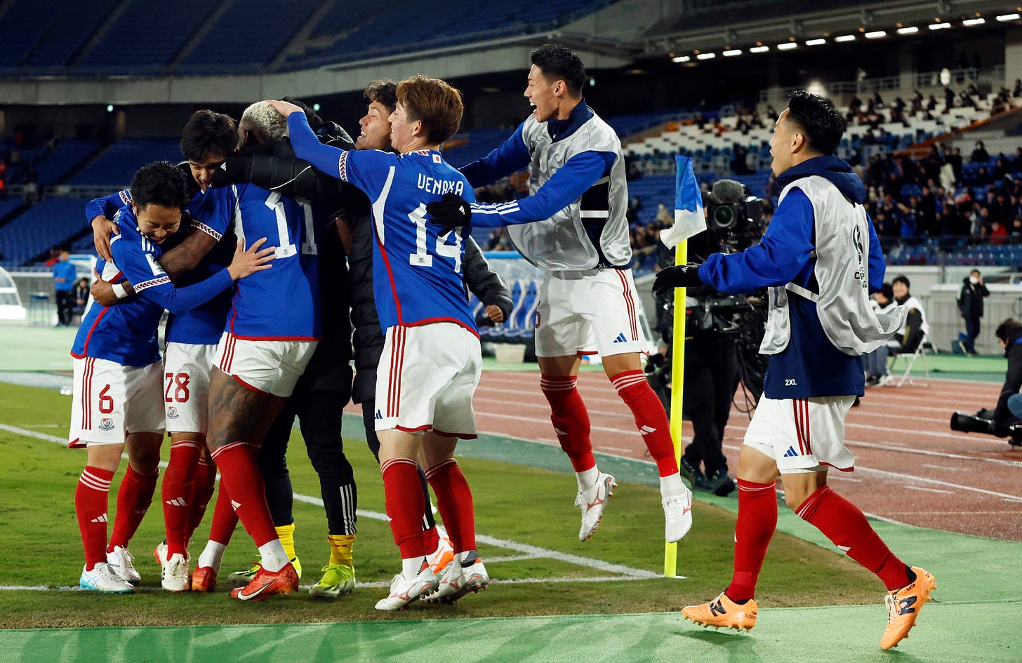 Lopes volley takes 10-man Marinos into Asian Champions League semis |  Reuters