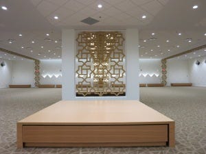 The prayer hall of the Ottawa Jamatkhana. Source: SIMERG