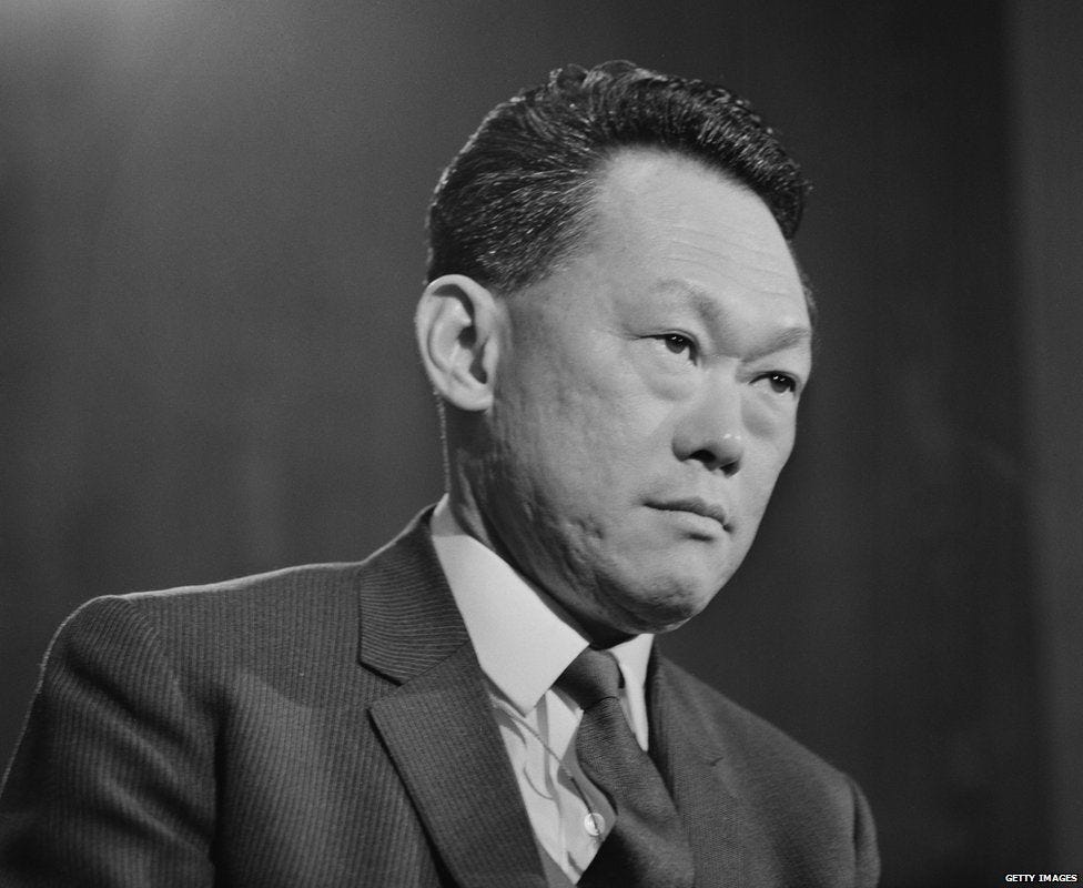 Lee Kuan Yew: Life in pictures - BBC News